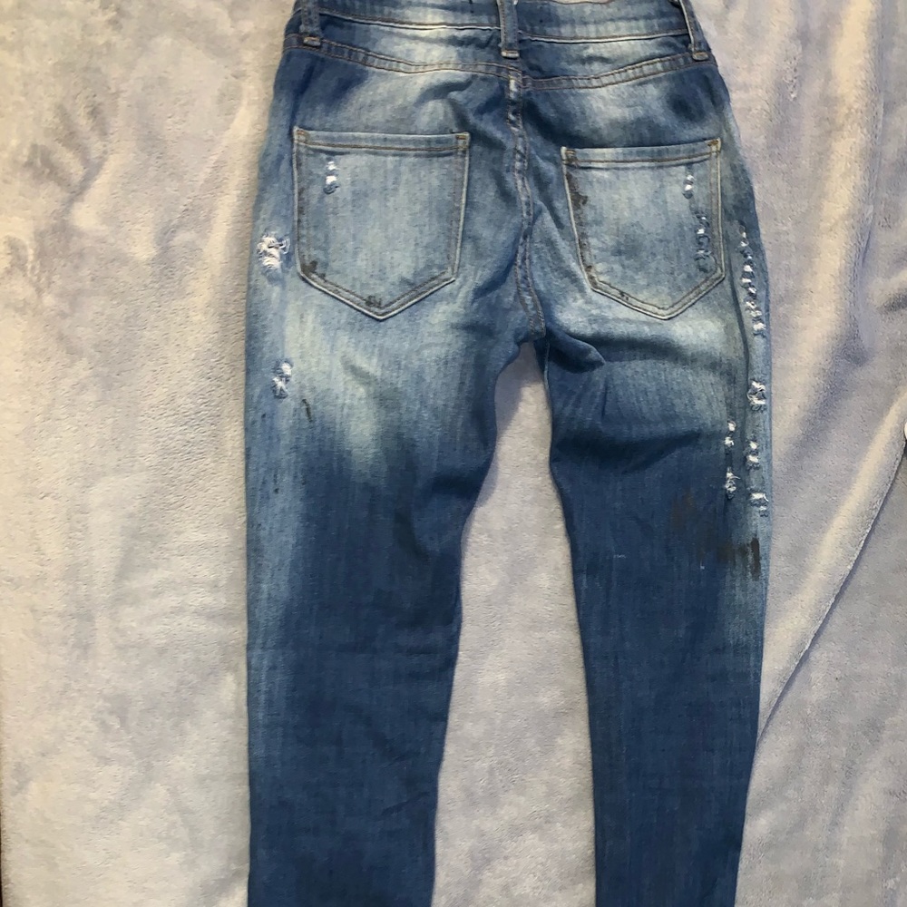 Distressed jeans - Picture 4 of 4